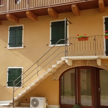 Casa de hóspedes Casa Nelli Caprino Veronese